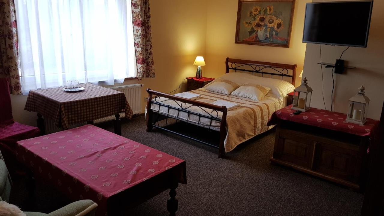 Hotel Karczma Na Woli à Biłgoraj Extérieur photo