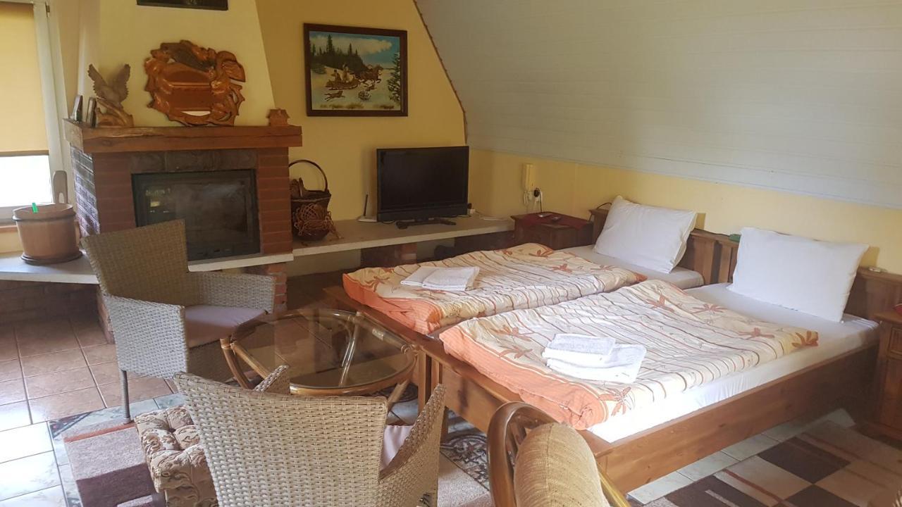 Hotel Karczma Na Woli à Biłgoraj Extérieur photo